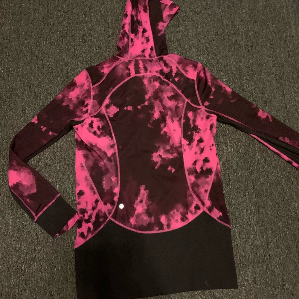 Like New lu lu lemon scuba tie dyed zipped hoodie